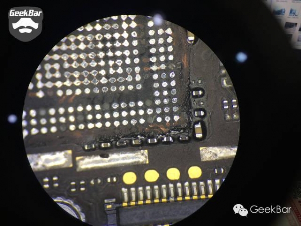 蘋果偷工減料？iPhone 6/6 Plus大部分芯片沒有點膠(圖12)