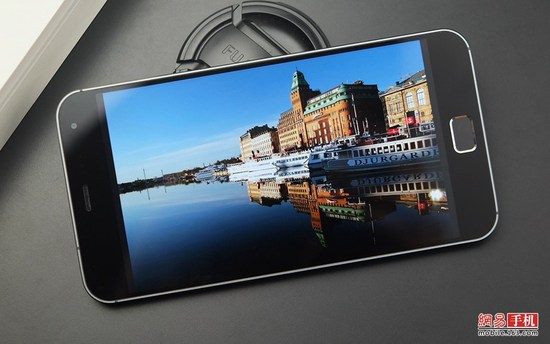 魅族MX4 Pro評測：創(chuàng)新還是抄襲？