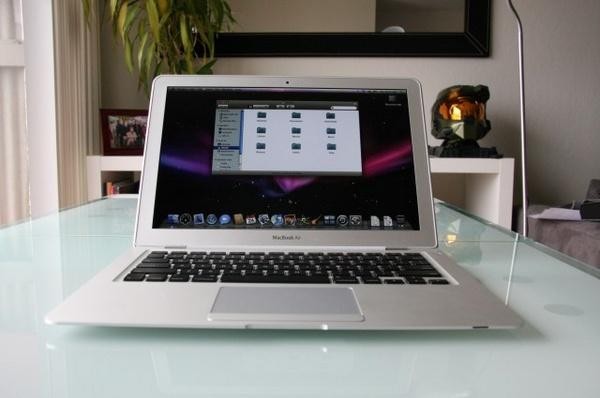 2015款MBA欲精簡(jiǎn)掉3.5mm接口推藍(lán)牙耳機(jī) 