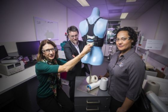 自適應(yīng)性胸罩：避免女性運(yùn)動(dòng)中的尷尬