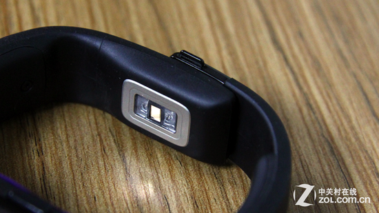 微軟手環(huán)體驗：先別指望它能改變未來 