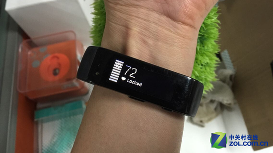 微軟手環(huán)體驗：先別指望它能改變未來 