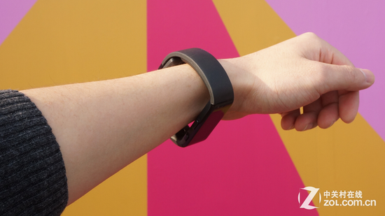 微軟手環(huán)體驗：先別指望它能改變未來 