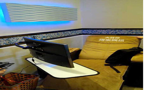 三星曲面顯示器 中國西南地區(qū)高端網(wǎng)咖新標(biāo)志(圖4)