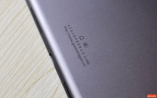 讓世界立體 大巨龍裸眼3D平板拆解