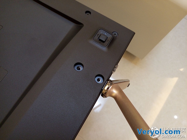 拼硬件更拼內(nèi)容，微鯨WTV55K1體驗(yàn)