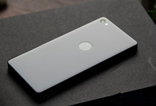 錘子T2奇特亮相，竟是網(wǎng)友撿到曝光