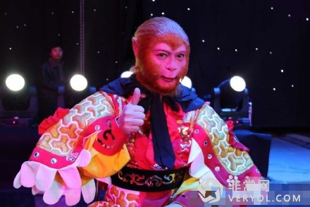 六小齡童未被春晚邀請(qǐng) 社會(huì)發(fā)展中情懷到底有多重要(圖2) 1453910702797