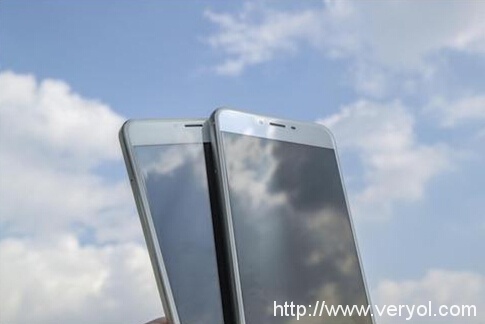 真機(jī)實(shí)拍!同是雙面玻璃，魅藍(lán)X和魅藍(lán)U有何不同?(圖6)