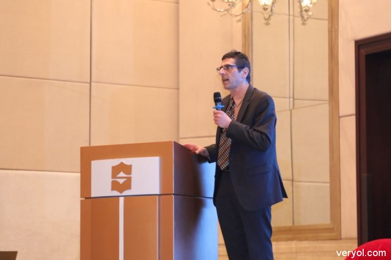 哈佛教授西安授業(yè)，黑格伯爵助力西部國際教育新騰飛(圖2)