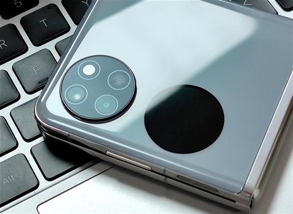 再也不用糾結(jié)買小屏還是大屏手機了！華為Pocket S治好了我的選擇困難癥