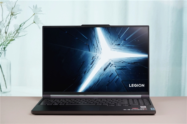 滿血3A平臺！聯(lián)想拯救者R9000X 2022圖賞