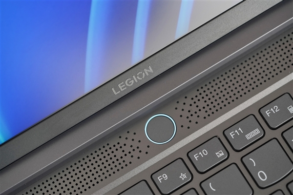 滿血3A平臺！聯(lián)想拯救者R9000X 2022圖賞