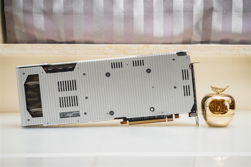 AMD RX 7900 XTX/XT深度評測：死死咬住4080 拒絕一家獨大！