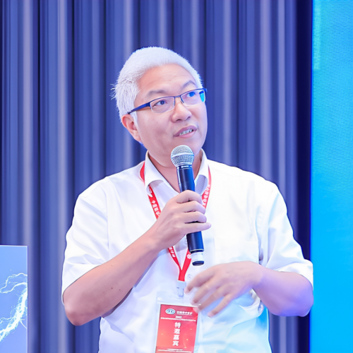 北郵鄧中亮:深度融合5G+北斗,實現(xiàn)高精準定位(圖1)