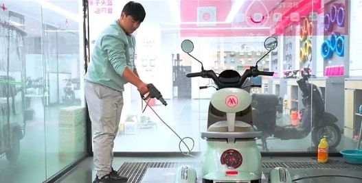 愛瑪電動車抖音同城團(tuán)購直播新趨勢，精準(zhǔn)鎖客實現(xiàn)營銷新破局！(圖8)