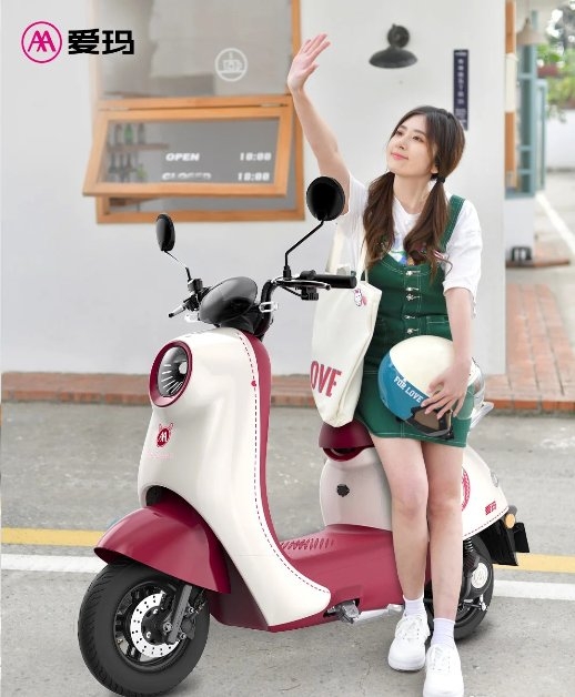 愛(ài)瑪晴天電動(dòng)車(chē)萌趣可愛(ài)颯爽強(qiáng)勁，“暖冬行動(dòng)”中值得入手的爆款車(chē)型(圖1)