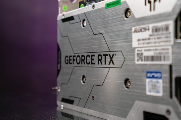 無光也SUPER亮！影馳 GeForce RTX 4070 Ti SUPER 金屬大師 高效AI！(圖5)