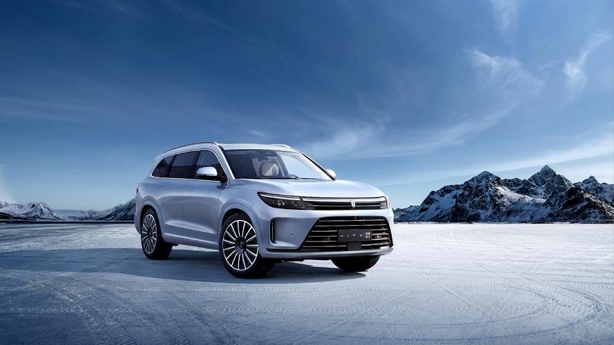 1月新能源車銷量Top10出爐：比亞迪繼續(xù)問(wèn)鼎，問(wèn)界M7強(qiáng)勢(shì)上位！(圖2)