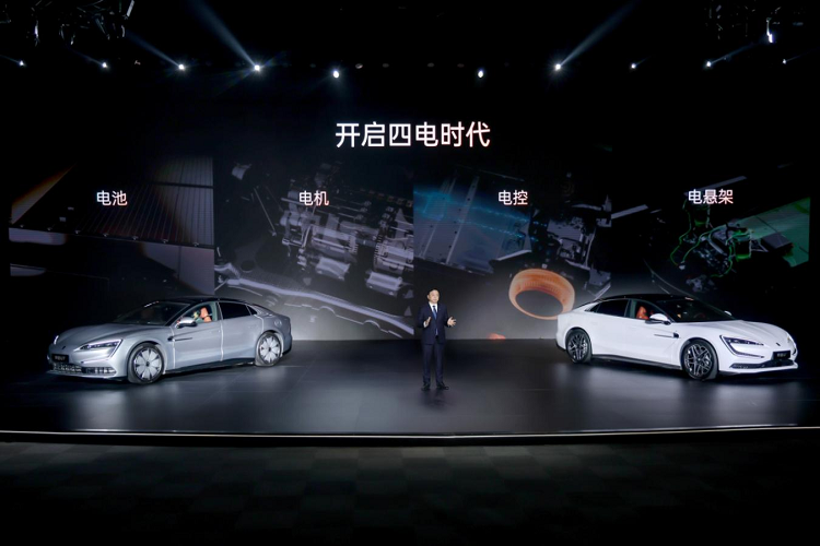 62.8萬(wàn)元起，仰望U7將新能源汽車(chē)帶入“四電時(shí)代”
