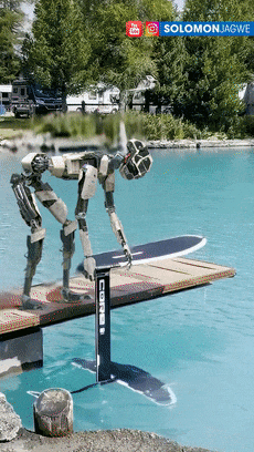 AI機(jī)器人和人類互扇耳光：你猜最后誰能贏