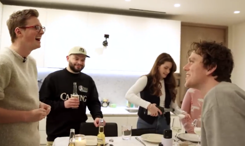 你敢吃嘗嘗嗎！網(wǎng)紅小哥訓(xùn)練老鼠當(dāng)廚師：還做菜給朋友吃