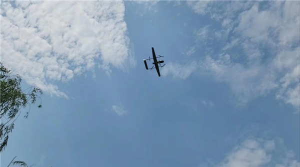 可空中懸停24小時(shí) 中國聯(lián)通無人機(jī)恢復(fù)通信：搭載4/5G基站