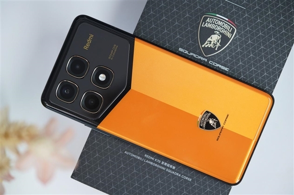 蘭博尼基聯(lián)名！Redmi K70至尊冠軍版來了