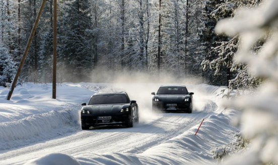 低溫充電時(shí)間減半！保時(shí)捷新款Taycan曝光：今年春季發(fā)布