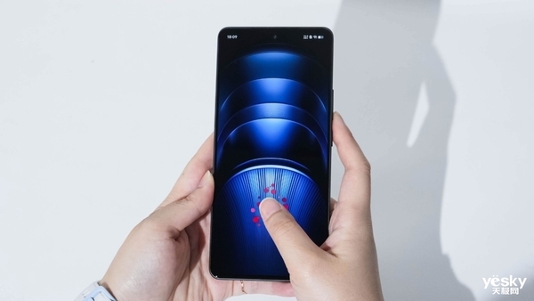 iQOO Neo9S Pro+上手：同檔最香的驍龍8 Gen3手機