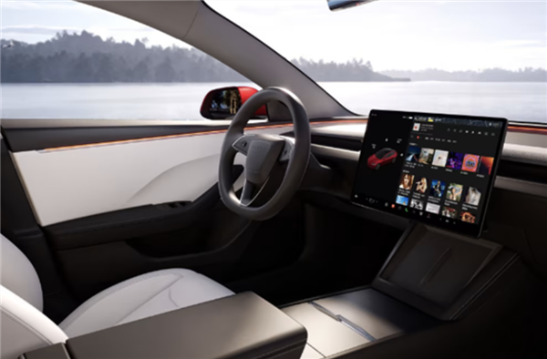 換裝Model 3同款造型大燈：特斯拉全新Model Y無(wú)偽裝諜照曝光