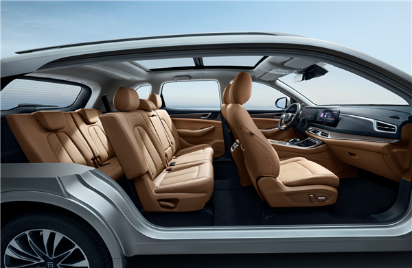 比亞迪DM-i+華為HiCar3.0！賽力斯藍(lán)電E5限時(shí)直降4萬(wàn)：9.98萬(wàn)可買