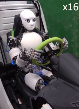 日本讓機(jī)器人學(xué)開車：車速估計(jì)飆不過輪椅