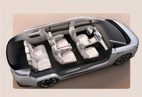 38.8萬起 小鵬X9開售：全球唯一標(biāo)準(zhǔn)后輪轉(zhuǎn)向、空懸MPV