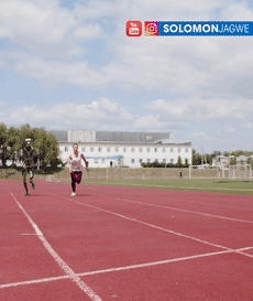 AI機(jī)器人和人類互扇耳光：你猜最后誰能贏