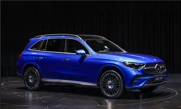 40萬級(jí)亂殺！全新國產(chǎn)奔馳GLC配置曝光：四款車型、兩種外觀