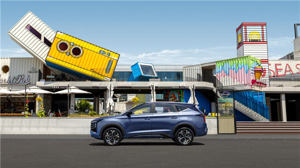 江淮X8 E家上市：9.98萬拿下大七座電混SUV(圖6)