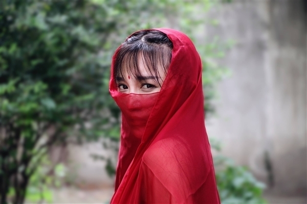 微念稱與李子柒的案件已完全和解：賬號(hào)其本人運(yùn)營 品牌由微念經(jīng)營