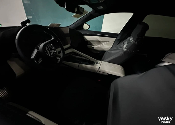 極氪全新大殺器！改款極氪001來(lái)了：智能化巨變