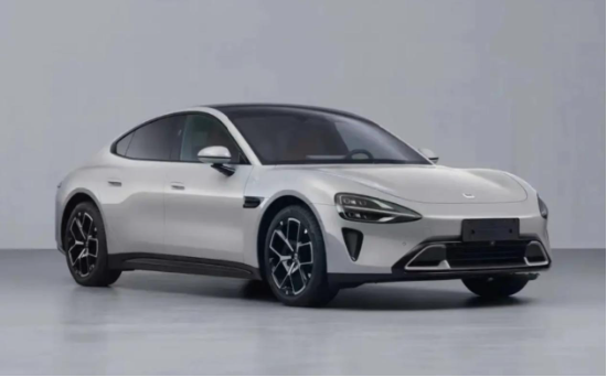 撞臉還是碰瓷 小米汽車亮相后：很多品牌都“急眼了”