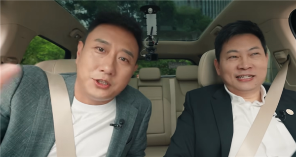 不止余承東敢親測(cè) 何小鵬使用小鵬XNGP輔助駕駛：輕松愜意很舒適