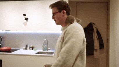 你敢吃嘗嘗嗎！網(wǎng)紅小哥訓(xùn)練老鼠當(dāng)廚師：還做菜給朋友吃