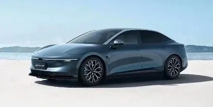 廣州車展全是新車 但人多的只有國產(chǎn)車