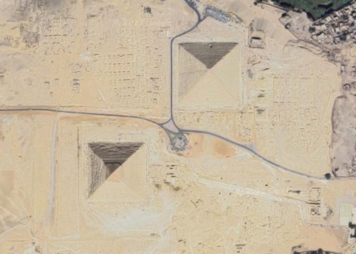 勢(shì)要統(tǒng)治地球！外星人真的在南極建了座金字塔？