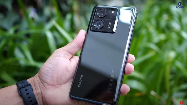 小米13T真機曝光：開箱視頻提前曝光 長得有點眼熟