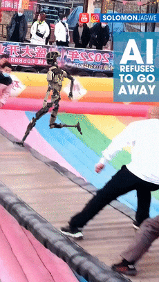 AI機(jī)器人和人類互扇耳光：你猜最后誰能贏