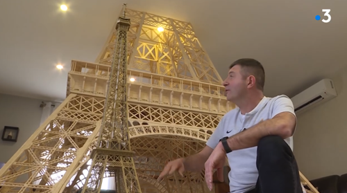 大神花8年用70萬(wàn)根火柴還原埃菲爾鐵塔：差點(diǎn)成為年度大冤種