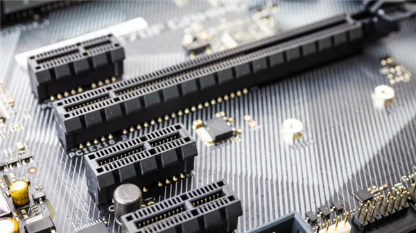 滿血高達512GB/s！新思推出首款PCIe 7.0 IP解決方案：明年就能見到