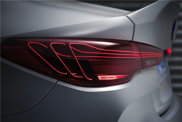 最快3.5秒破百 燃油性能車新款寶馬M4國(guó)內(nèi)交付：89.39萬起