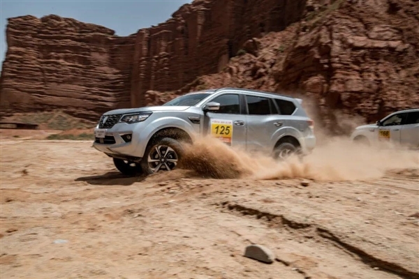 16.98萬買硬派合資越野！新款日產(chǎn)帕拉丁預(yù)售：配三菱2.0T大心臟